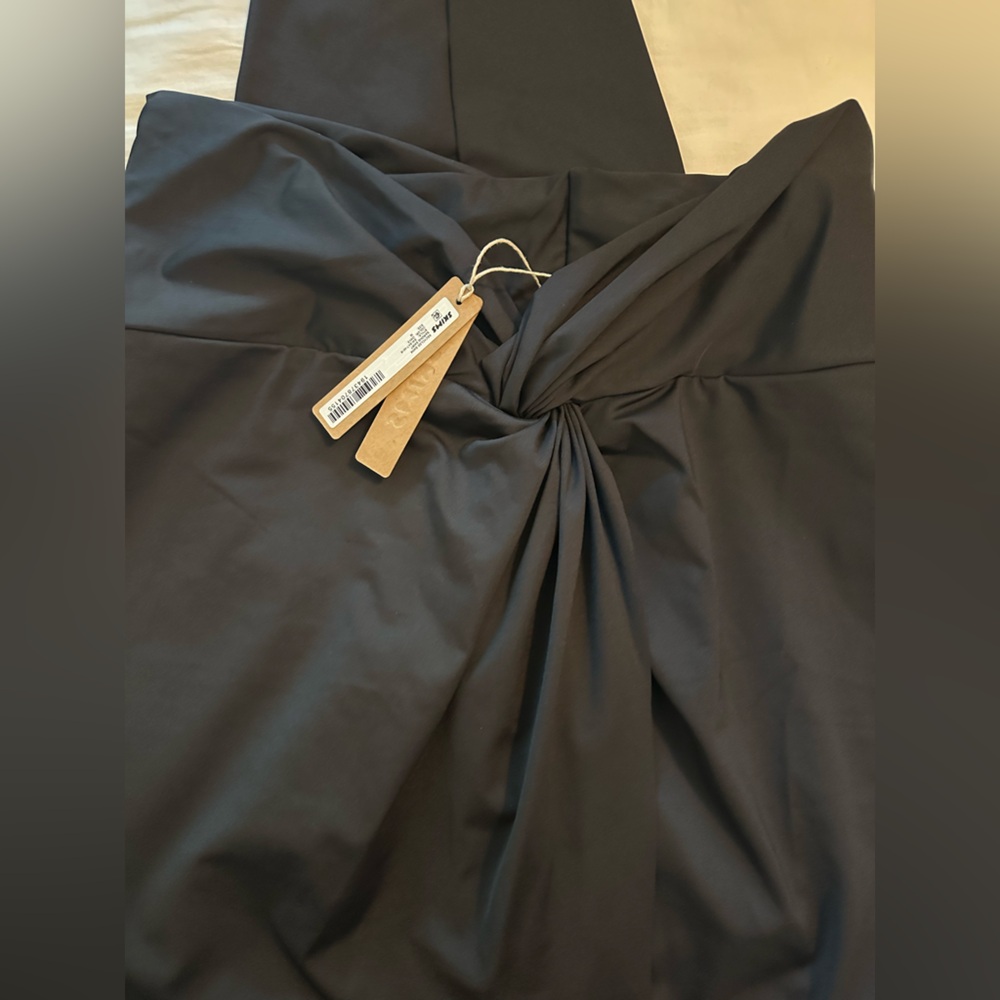 Skims Signature Swim Sarong Skirt
